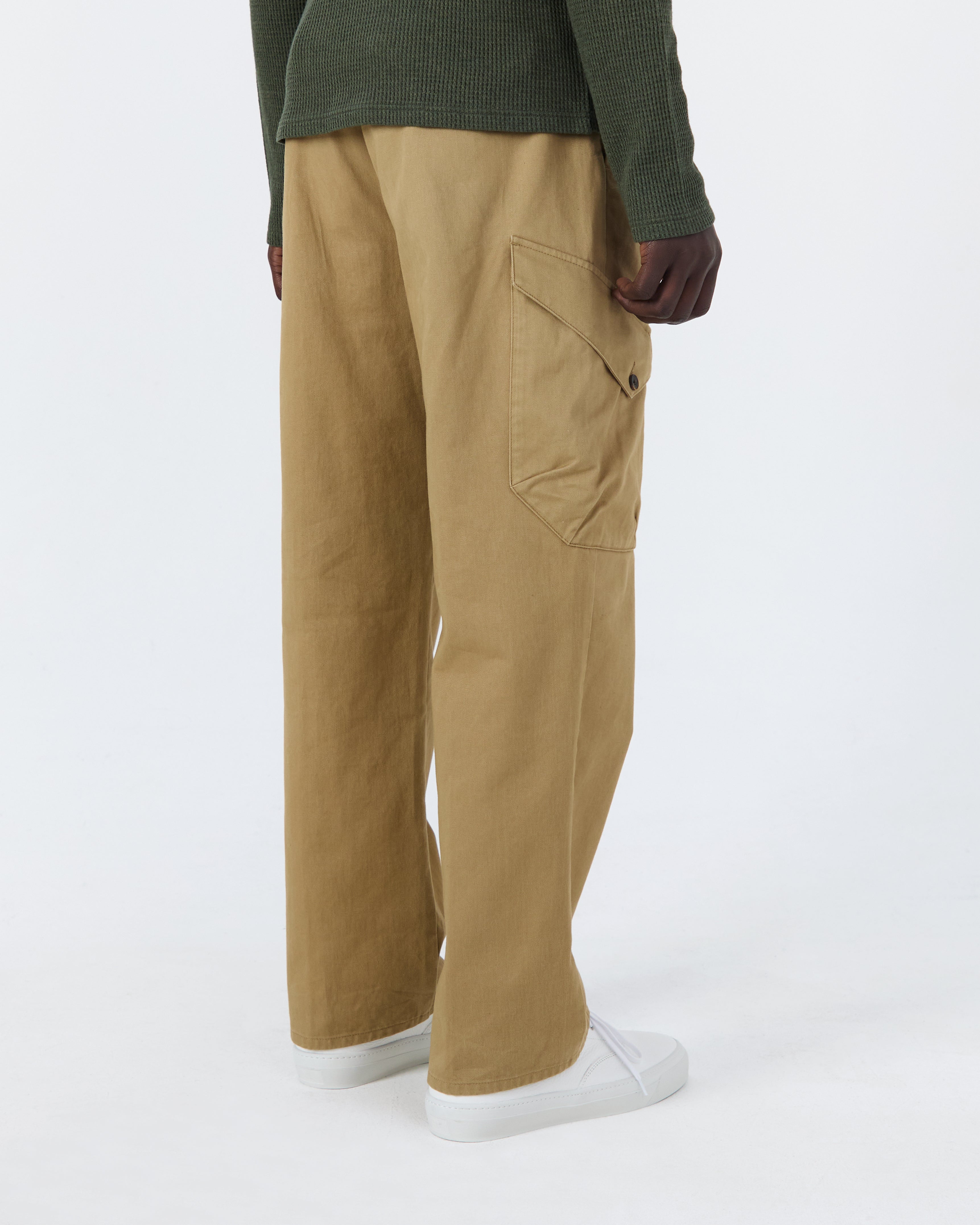 Akita pants in beige